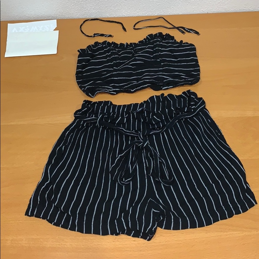 AE two piece outfit NWOT